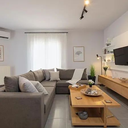 Brand New Lovely Lux 2 Bedroom Apt,balcony,parking *