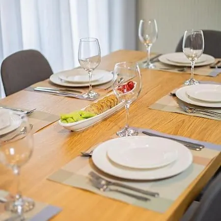 Brand New Lovely Lux 2 Bedroom Apt,balcony,parking *