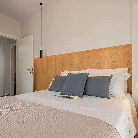 Brand New Lovely Lux 2 Bedroom Apt,balcony,parking