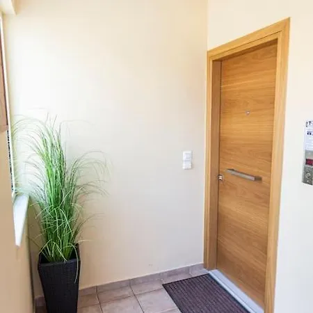 Brand New Lovely Lux 2 Bedroom Apt,balcony,parking *