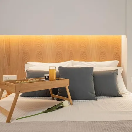 Brand New Lovely Lux 2 Bedroom Apt,balcony,parking *